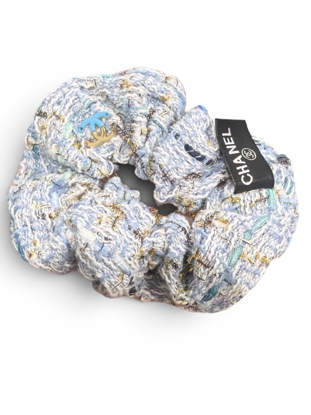 CHANEL Upcycled Tweed Scrunchie – Blue/White – CC Detail